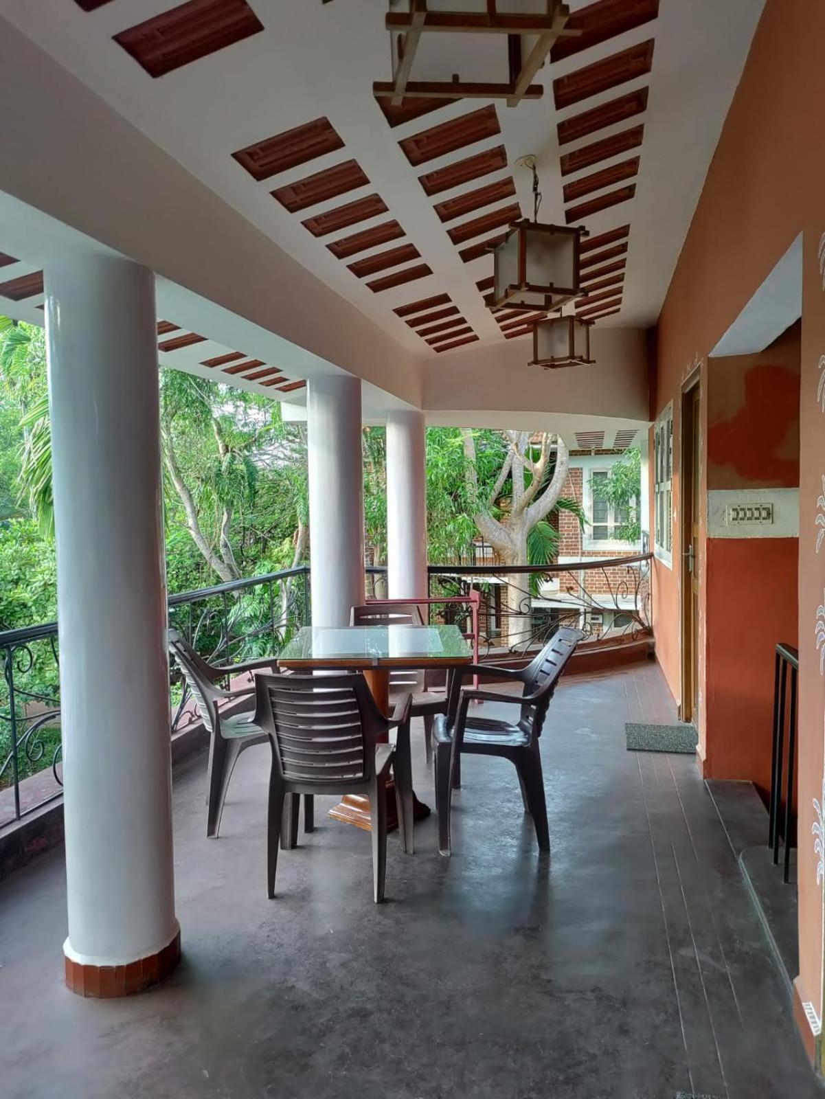 Inn Pondiville Forest Retreat Ποντισερί Εξωτερικό φωτογραφία
