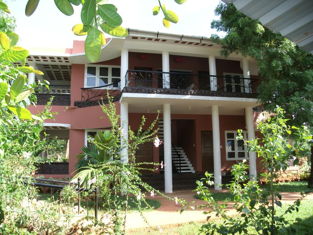 Inn Pondiville Forest Retreat Ποντισερί Εξωτερικό φωτογραφία